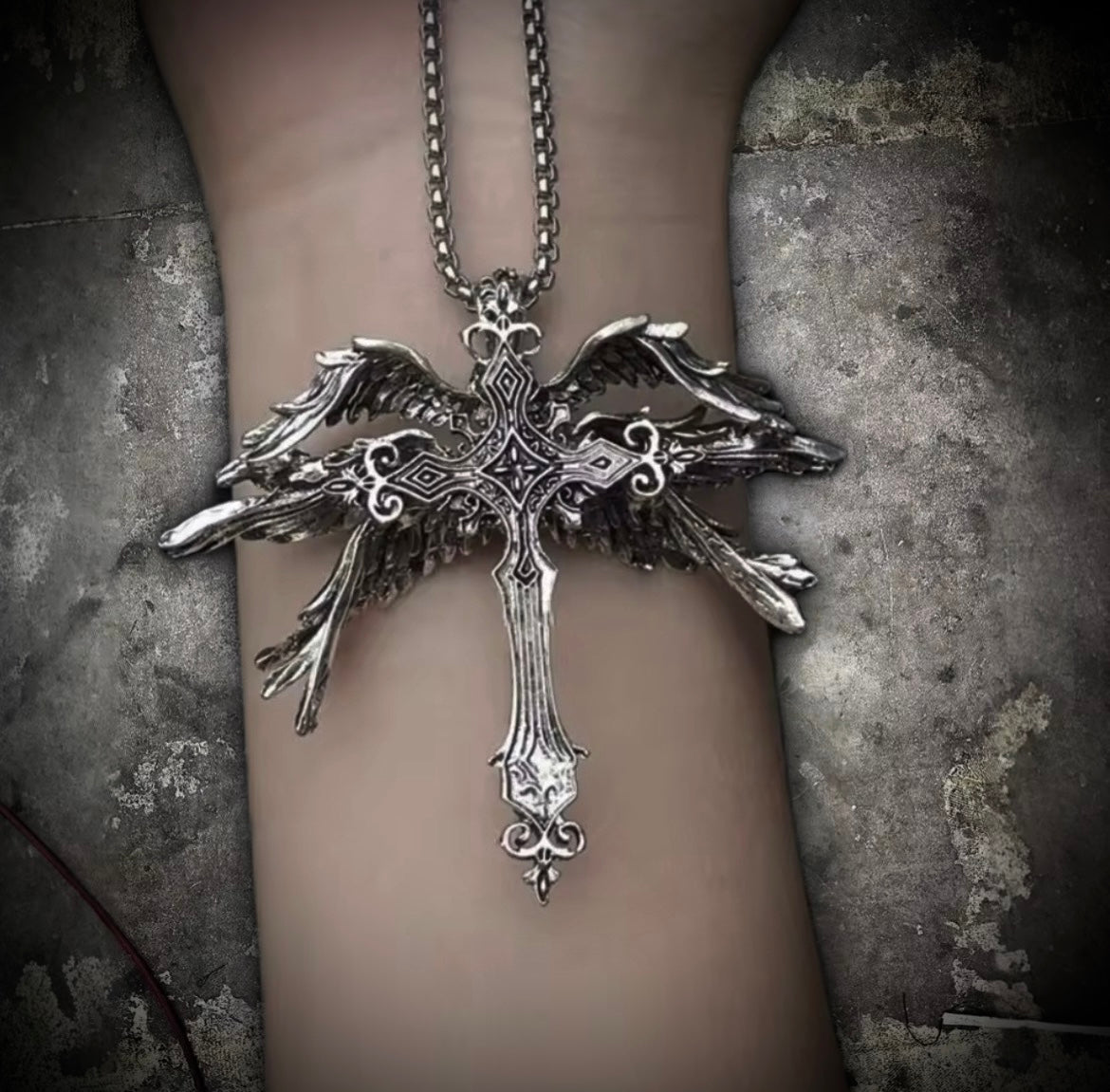 The No Faith Necklace